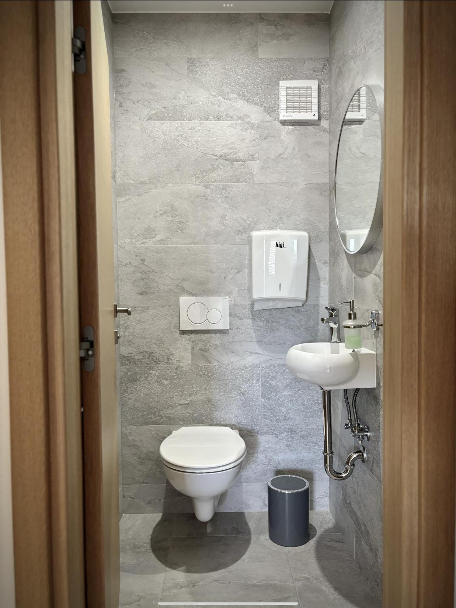 Grande Rosa Apartment Vrulje  ภายนอก รูปภาพ